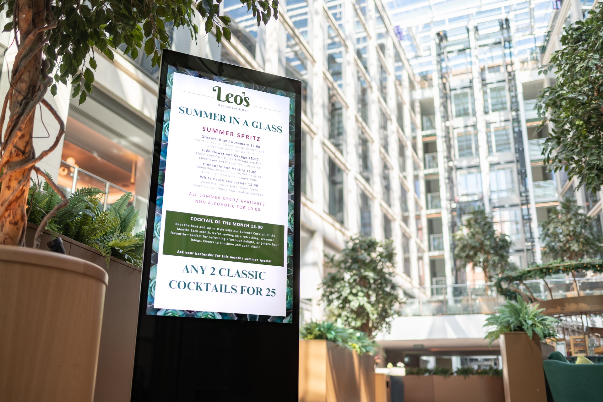 Freestanding Totem & Kiosk
